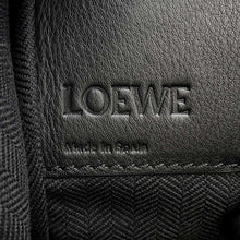 将图像加载到图库查看器中，LOEWE hammock Brown 309.62.S35 Tweed Leather Size Small
