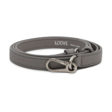 将图像加载到图库查看器中，LOEWE Amazonas Pearl Grey A039N08X01 Leather Size 28
