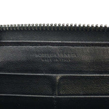 Load image into Gallery viewer, Bottega Veneta INTRECCIATO Zip Around Chozai Cloth Black 114076 Lambskin
