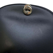 Load image into Gallery viewer, Ferragamo Gancini ChainShoulder Black AU-21 H002 Leather
