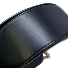 Load image into Gallery viewer, Ferragamo Gancini ChainShoulder Black AU-21 H002 Leather
