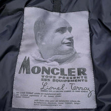 Load image into Gallery viewer, MONCLER Aureal Down Jacket Size 1 Ivory Nylon100%
