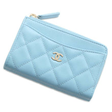 将图像加载到图库查看器中，CHANEL Matelasse Fragment Card Case Light BlueAP3179 Caviar Leather
