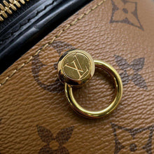 将图像加载到图库查看器中，LOUIS VUITTON Cannes NoirM43986 Monogram Monogram Reverse Canvas
