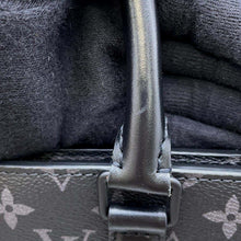 将图像加载到图库查看器中，LOUIS VUITTON Sac Plat / Horizontal Zip NoirM45265 Monogram Eclipse
