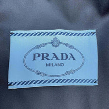 Load image into Gallery viewer, PRADA Re-Nylon raincoat Size 38 Black 292061 Nylon100%
