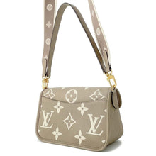 Load image into Gallery viewer, LOUIS VUITTON Dianu Tourterelle claimM46583 Monogram Empreinte Leather
