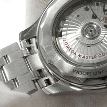 将图像加载到图库查看器中，OMEGA Seamaster Diver 300M Co-Axial W42mm Stainless Steel Black Dial 210.30.42.20.01.001
