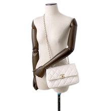 将图像加载到图库查看器中，CHANEL Top Handle Flap 2wayShoulder Bag White AS4544 Shiny Calf Leather
