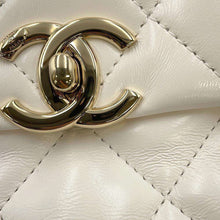 将图像加载到图库查看器中，CHANEL Top Handle Flap 2wayShoulder Bag White AS4544 Shiny Calf Leather
