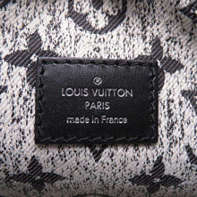 将图像加载到图库查看器中，LOUIS VUITTON loop Gray M21752 Monogram / Jaguar Denim
