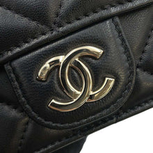 将图像加载到图库查看器中，CHANEL Matelasse Belt ChainPouch Black Lambskin
