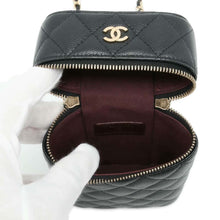 将图像加载到图库查看器中，CHANEL Matelasse Classic Vanity Phone Case Black AP2084 Caviar Leather
