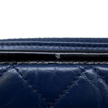 将图像加载到图库查看器中，CHANEL Gabriel de CHANEL Hobo Navy/Black A93824 Calf Leather
