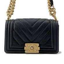 将图像加载到图库查看器中，CHANEL Boy Chanel Chevron ChainShoulder Bag Black A67085 Caviar Leather
