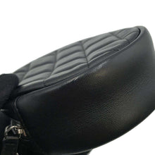 将图像加载到图库查看器中，CHANEL Matelasse Round Shoulder Bag Black AP0245 Lambskin Size Mini
