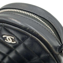 将图像加载到图库查看器中，CHANEL Matelasse Round Shoulder Bag Black AP0245 Lambskin Size Mini
