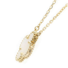 Load image into Gallery viewer, Van Cleef &amp; Arpels Vintage Alhambra Pendant VCARA45900 18K Yellow Gold
