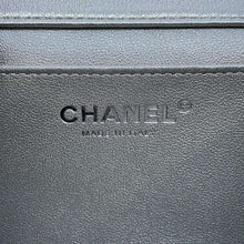 将图像加载到图库查看器中，CHANEL Ribbon Clutch 2way Shoulder Bag Silver AS5129 Lambskin
