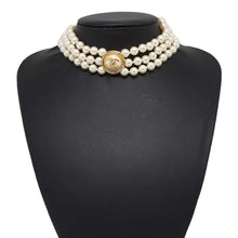 将图像加载到图库查看器中，CHANEL Pearl choker Metal Faux Pearl
