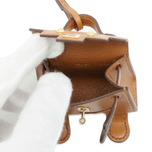 将图像加载到图库查看器中，HERMES Bag Charm Bijoux Dosack Kelly Doll Natural Sable/Cacao/Nata Tadelakt Leather Chevre Myzore Goatskin
