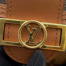 将图像加载到图库查看器中，LOUIS VUITTON Portefeuille / Dauphine Compact Noir M68725 Monogram/Monogram Reverse Canvas
