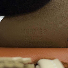 将图像加载到图库查看器中，HERMES Rodeo Pegasus Gold/Craie/Etoupe Lambskin Size PM
