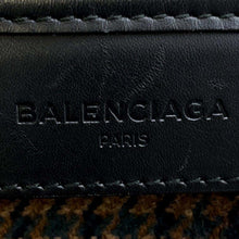 Load image into Gallery viewer, BALENCIAGA Cabas Tote Brown 339933 Wool  Size S
