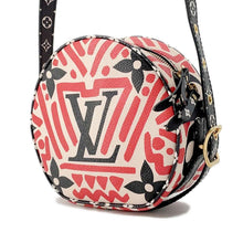 将图像加载到图库查看器中，LOUIS VUITTON LV Crafty Boite Chapeau Soupour Claim Rouge M45366 Monogram / Giant
