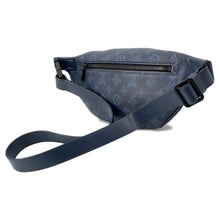 将图像加载到图库查看器中，LOUIS VUITTON Discovery・Bumbag Noir/Navy Blue M45729 Monogram Shadow Size PM
