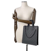 Load image into Gallery viewer, LOUIS VUITTON Sac Plat Messenger NoirM55924 Monogram Empreinte Leather
