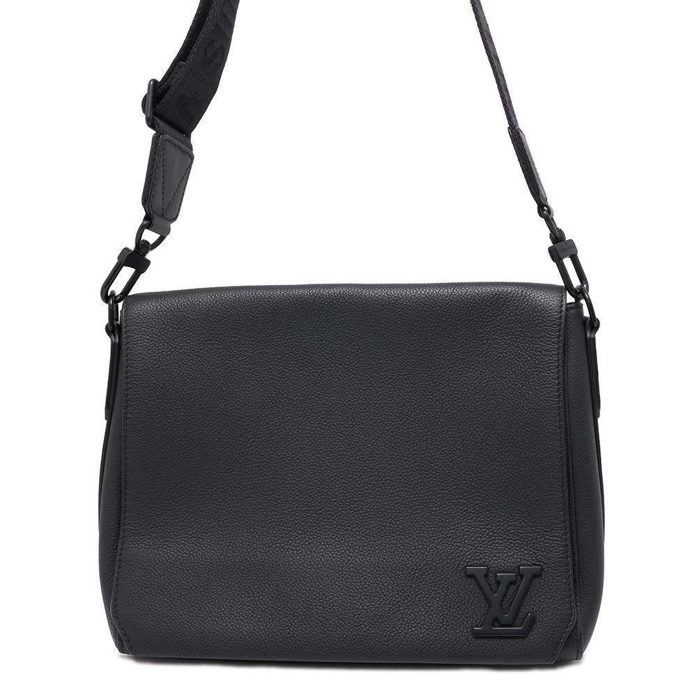 LOUIS VUITTON takeoff messenger Noir M57080 Calf Leather