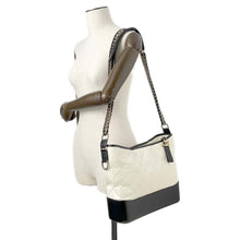 将图像加载到图库查看器中，CHANEL Gabriel ChainShoulder Hobo White/Black A93825 Leather Size Large
