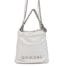 将图像加载到图库查看器中，CHANEL CHANEL 22 Handbag WhiteAS3980 Shiny Calf Leather Size Mini
