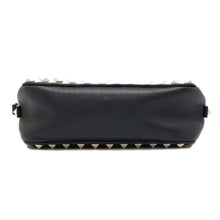 将图像加载到图库查看器中，Valentino Garavani RockStudded Shoulder Bag Black3W2B0809VSF Leather
