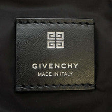 将图像加载到图库查看器中，Givenchy Logo G-Zip Backpack Black Nylon
