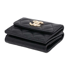 将图像加载到图库查看器中，CHANEL Matelasse Tri-Fold Compact Wallet Black AP4084 Caviar Leather
