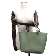 将图像加载到图库查看器中，LOEWE Anagram Tote Bag Green Leather
