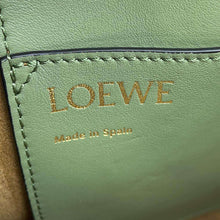 将图像加载到图库查看器中，LOEWE Anagram Tote Bag Green Leather
