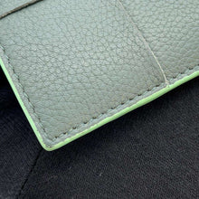 将图像加载到图库查看器中，Bottega Veneta Card Case Gray/Green Leather
