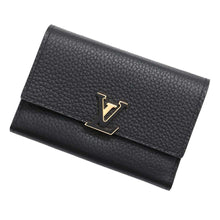 Load image into Gallery viewer, LOUIS VUITTON Portefeuille Capucine Compact Noir M80795 Taurillon Leather/Leopard
