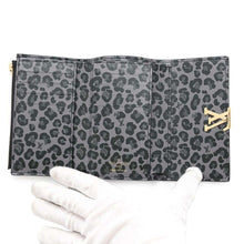 Load image into Gallery viewer, LOUIS VUITTON Portefeuille Capucine Compact Noir M80795 Taurillon Leather/Leopard
