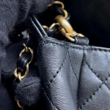 Load image into Gallery viewer, CHANEL Logo ChainShoulder Bag Black AS4190 Lambskin
