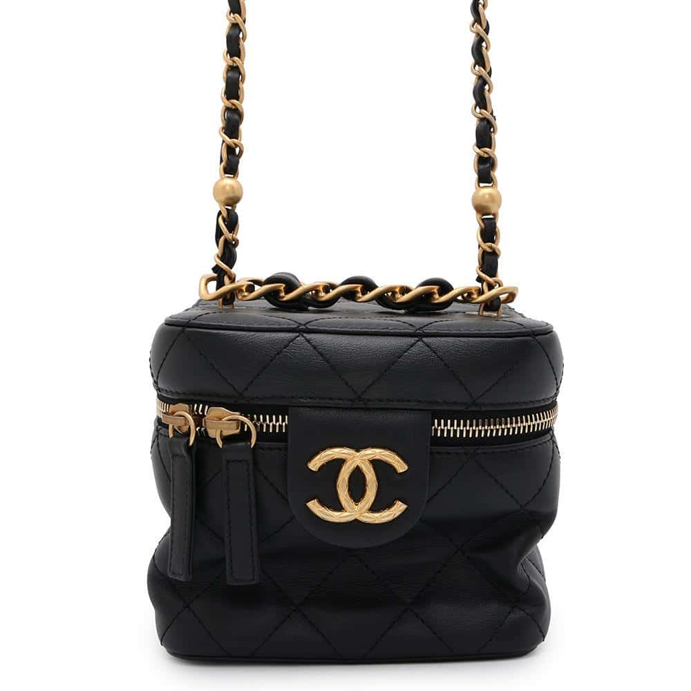 CHANEL Matelasse Vanity ChainShoulder Bag BlackAS3228 Calf Leather