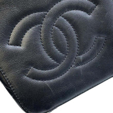 Load image into Gallery viewer, CHANEL Matelasse Vanity ChainShoulder Bag BlackAS3228 Calf Leather
