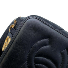 将图像加载到图库查看器中，CHANEL Matelasse Vanity ChainShoulder Bag Black AS3228 Calf Leather
