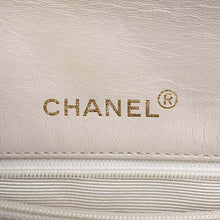 Load image into Gallery viewer, CHANEL Matelasse ChainShoulder Bag White Lambskin
