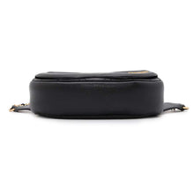 将图像加载到图库查看器中，CHANEL CC Logo Crossbody Bag Black Lambskin
