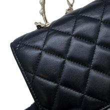 Load image into Gallery viewer, CHANEL Costume Pearl Chain Wallet BlackAP3952 Lambskin
