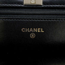 Load image into Gallery viewer, CHANEL Costume Pearl Chain Wallet BlackAP3952 Lambskin
